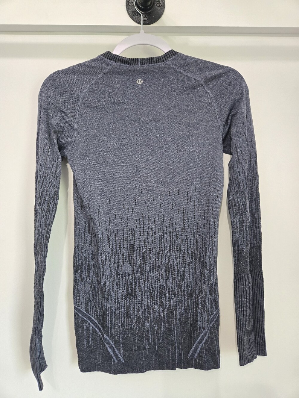 Lululemon Run: Swiftly Tech Long Sleeve Crew Heathered Deep Navy 6 - Picture 2 of 5